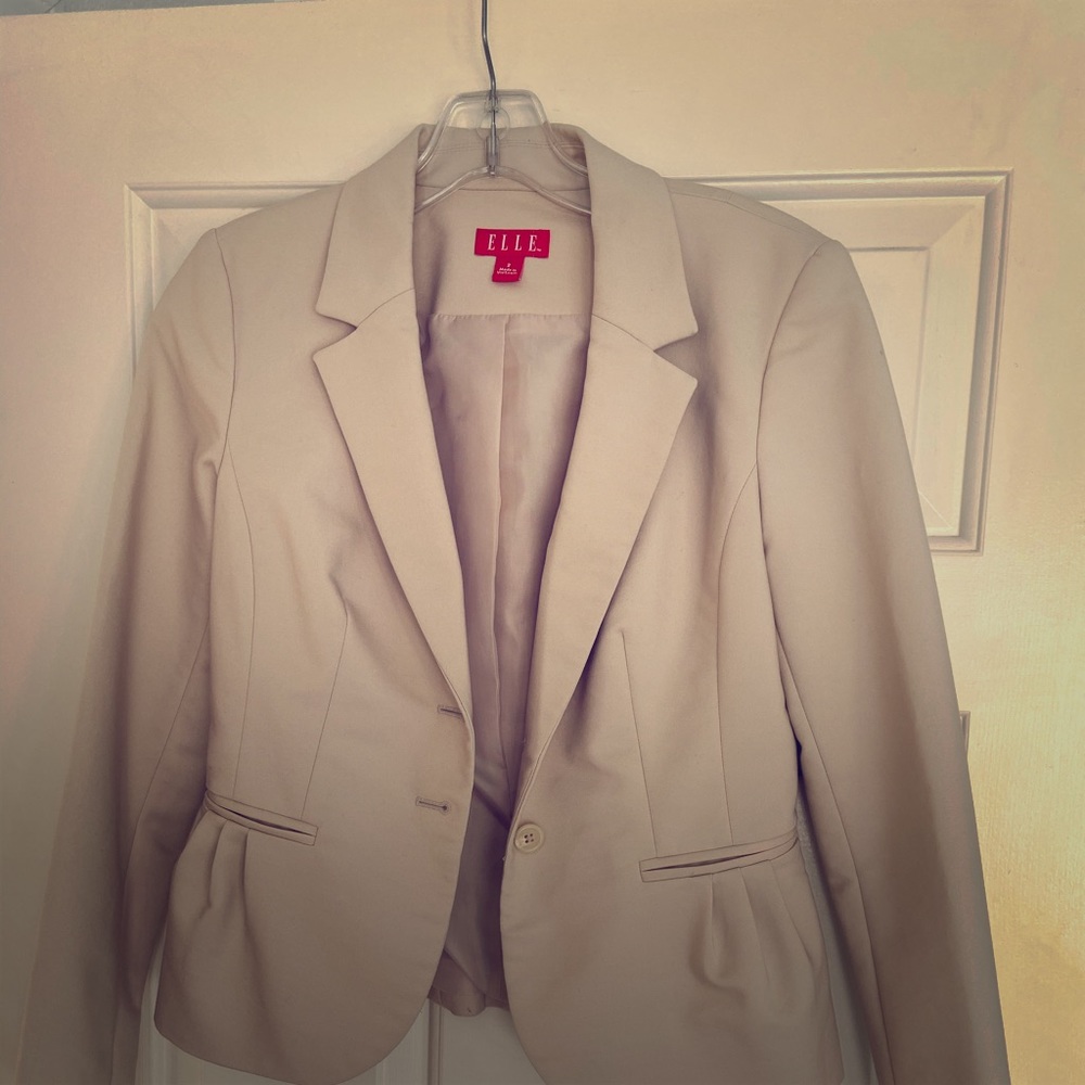 Ladies petite blazer. Excellent condition!